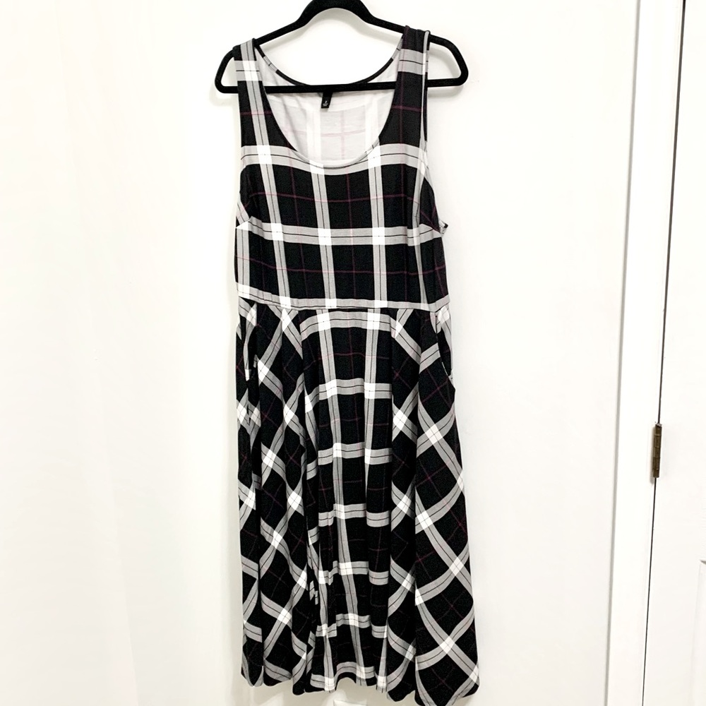 Torrid Plaid Luxe Ponte Midi Dress - 2 Pockets - 2X - 18/20